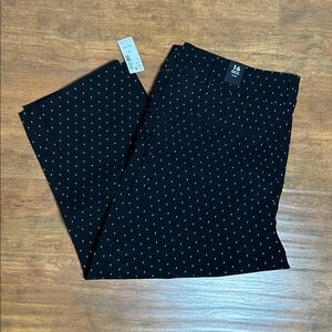 The Iconic capri Pant from Reitmans Black 16